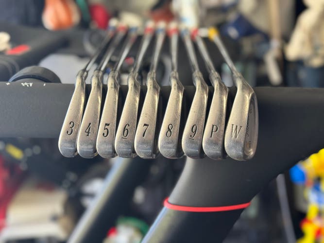 Titleist Right Handed Stiff Flex Steel Shaft (Used) DCI 981 Iron Set
