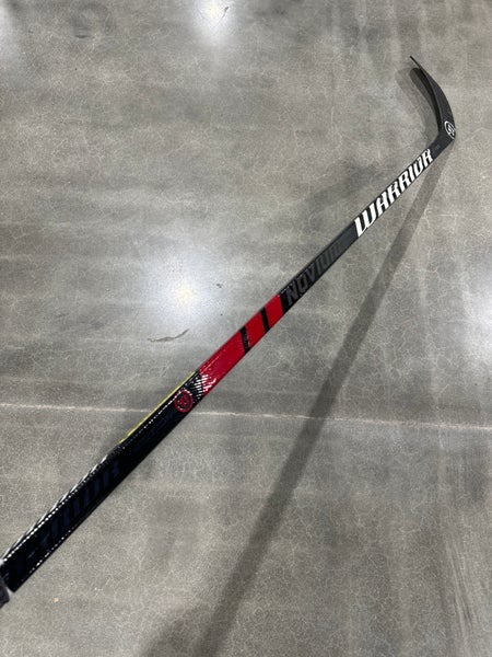 Senior Warrior Novium Hockey Stick Right Handed P92 (Used)