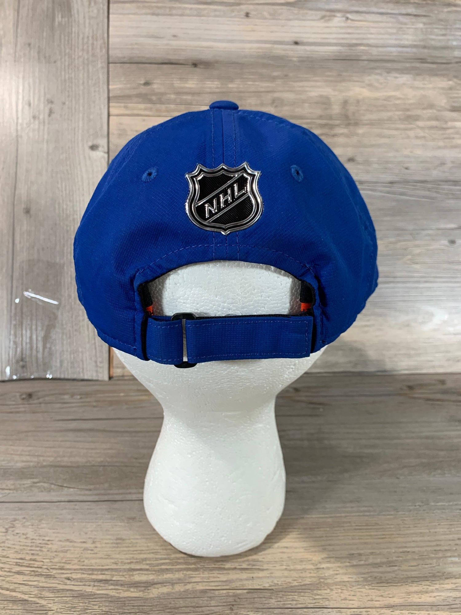 Fanatics New York Islanders Authentic Pro Stretch Fit Hat M/L Blue NWT New York Islanders Fanatics Authentic Pro Cap | Mercari main image 3