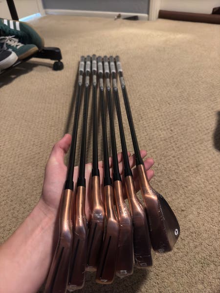 2024 Taylormade p790 Irons 4-PW stiff s-300 shaft in COPPER