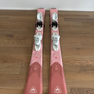 Used Kid's 2022 Rossignol 110cm All Mountain Experience Skis With Bindings