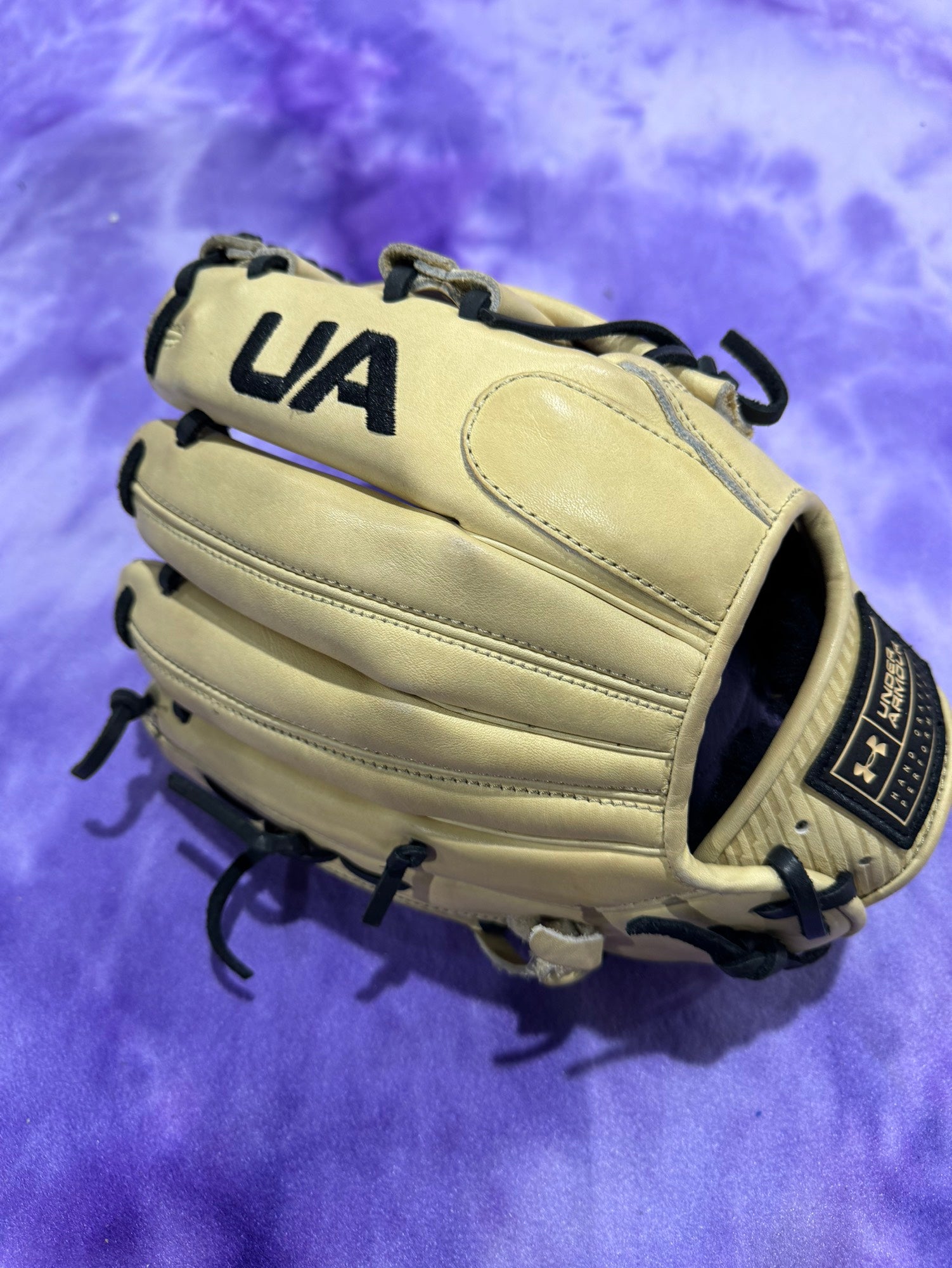 Braun Under Armour Flawless Right Hand Throw Infield Baseball Handschuh 11,75"... - Bild 3 von 9