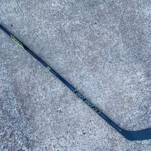 CCM Ribcore Reckoner Pro Stock Hockey Stick Grip 85 Flex P90 Left 21731