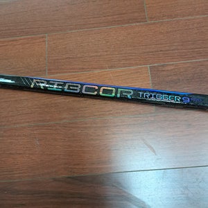 Senior CCM RibCor Trigger 9 Pro Left Hand Hockey Stick P28 - 75 Flex (New)