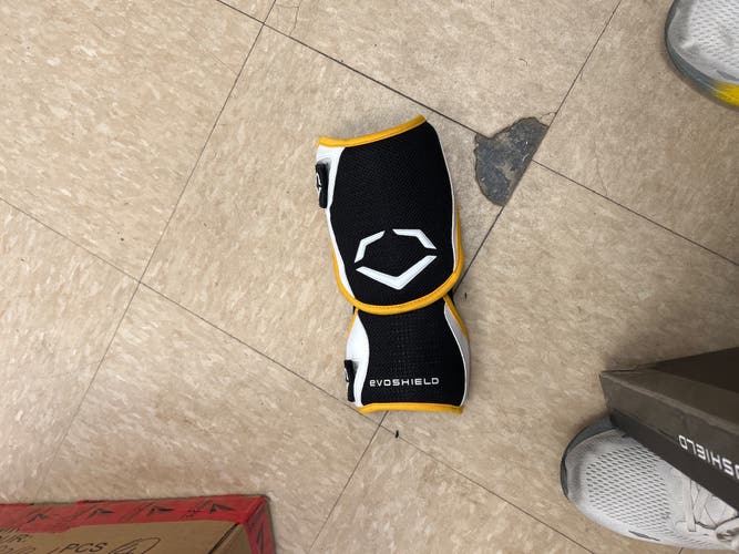 Lacrosse Elbow Pads