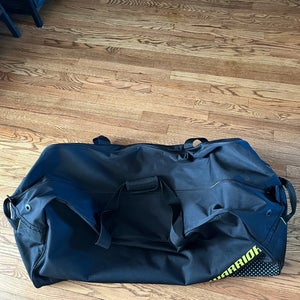 Warrior Q40 Cargo Hockey Bag