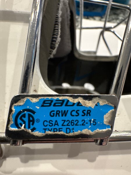 Bauer 930 Goalie Helmet