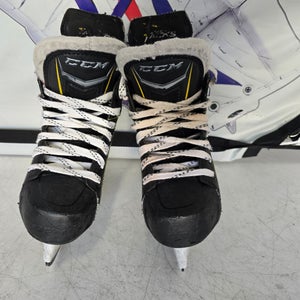 CCM Super Tacks AS1 YOUTH Hockey Skates 12.5 (Used)