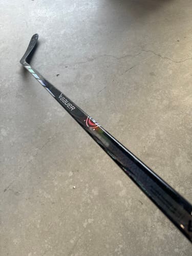 87 Flex P92 Bauer Right Hand Pro Stock (Used) Proto-R Hockey Stick Senior