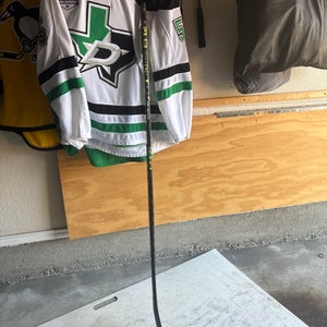 Intermediate Bauer Ag5nt Left Hand Hockey Stick P92 Pro Stock (Used)