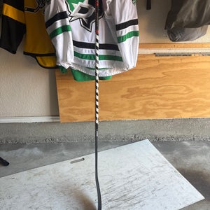 Backstrom Intermediate Warrior Covert QRE Pro 20 Left Hand Hockey Stick W03 Pro Stock (Used)