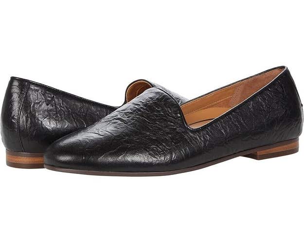 Vionic Willa II Loafers Women's US 6 Black Leather Almond Toe Slip-On Flats P8
