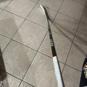 Bauer Vapor FlyLite Right Handed 95 flex Hockey Stick P28 Pro Stock (New)