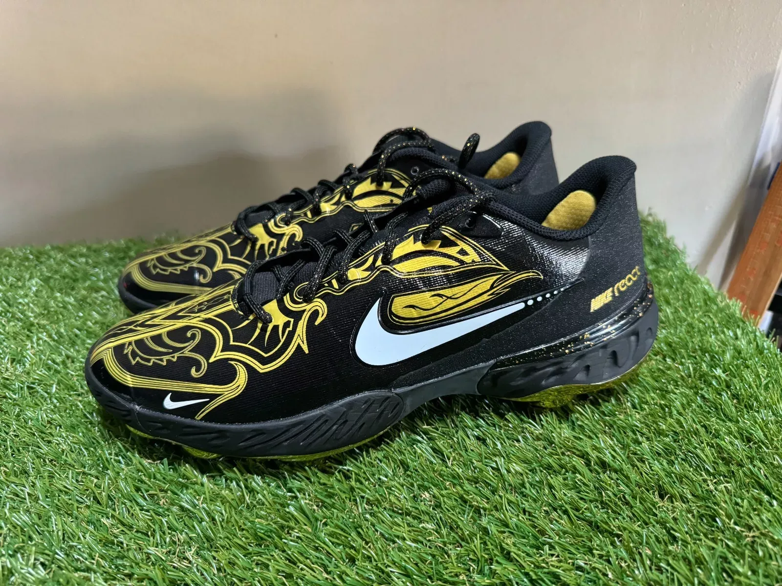 COLLEGIATE Nike Alpha Huarache 3 オリジナル オーダースパイク