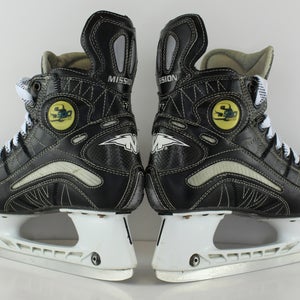 Mission Pure S500 Carbon Hockey Skates Regular Width 7 (Used)