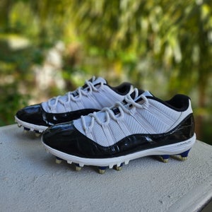 Air Jordan 11 Retro TD Low 'Concord'
