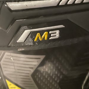 Bauer Supreme M3 Extra Wide Width Size 5 (Used)