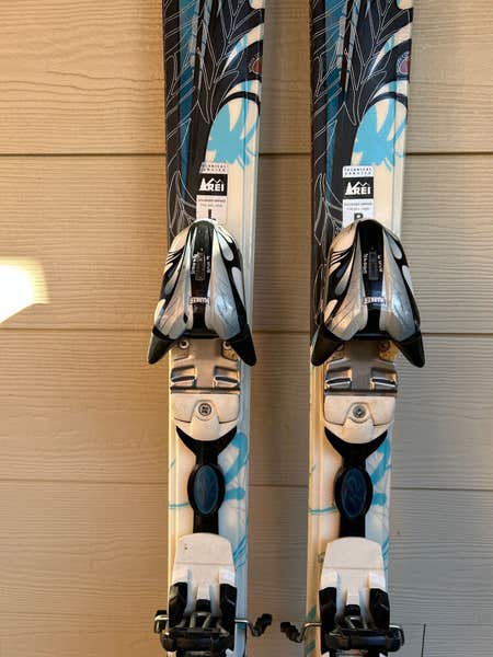 K2 True Luv Womens Rocker Downhill Skis 156 cm. Marker Bindings