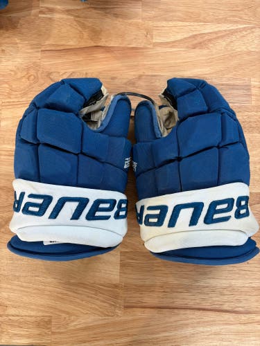 Colorado Avalanche Bauer 14" Pro Stock Newhook (Used) Supreme Ultrasonic Gloves