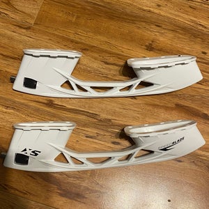 NEW CCM XS Holder (Pair-255)