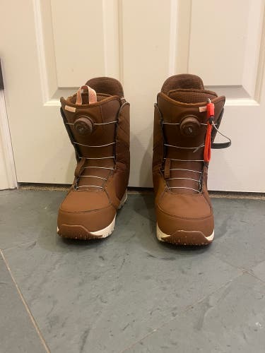 Women's Size M 7.5 (W 8.5) Burton (Used) Limelight Snowboard Boots
