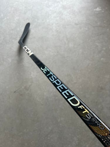 80 Flex P92M Senior CCM Right Handed Pro Stock (New) JetSpeed FT5 Pro Hockey Stick