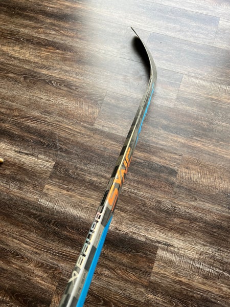 Senior Bauer Right Handed P88 Nexus Sync Hockey Stick