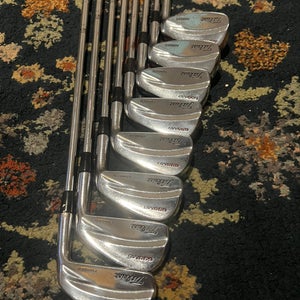 Titleist 695MB RH Stiff Steel Shaft Iron Set