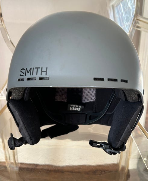 Unisex Large (59-63cm) Smith Holt Helmet (Used)