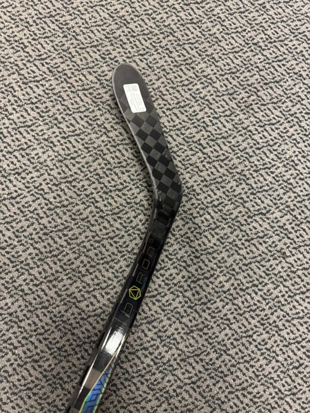 Bauer Gold Proto-R 50 flex P28 curve left hand stick | SidelineSwap ...