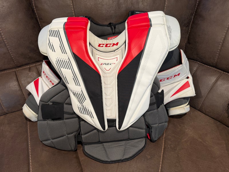 Senior Medium CCM Eflex 5.9 Chest Protector Great Shape