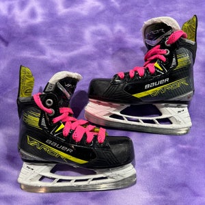 Youth Bauer Vapor X4 Hockey Skates Regular Width 13.5 (Used)