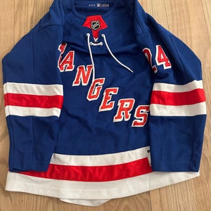 Kappo Kakko Youth Large/Extra Large New York Rangers Home Jersey