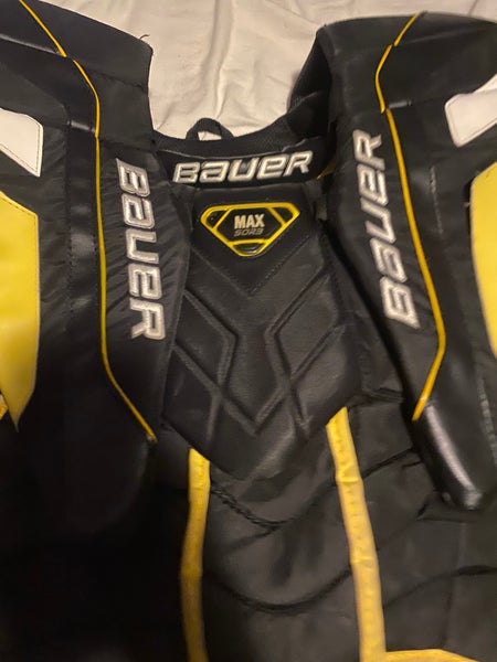 Small  2022 Bauer Supreme 1S  (Used)