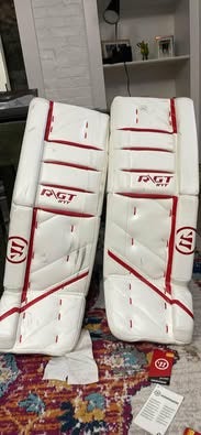 31" Warrior Ritual GT Goalie Leg Pads (Used)