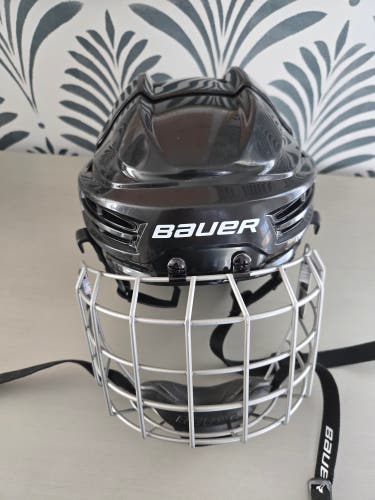 Small Bauer Helmet (Used)