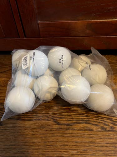 Soft Indoor Practice Lacrosse Balls 12 Pack (1 Dozen) (New)