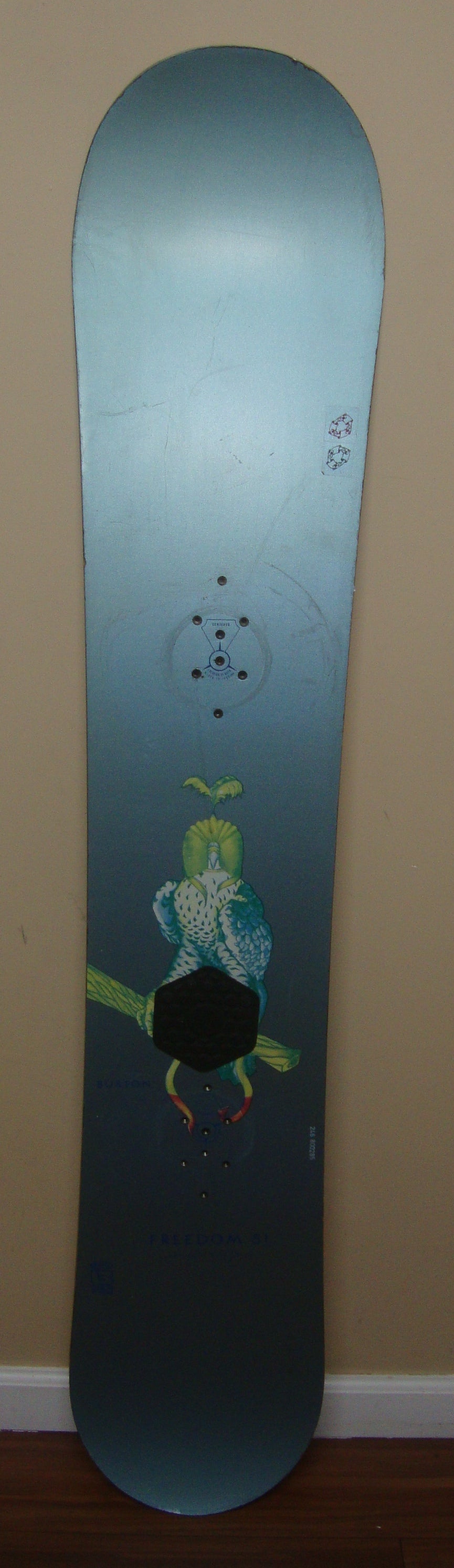 Burton Freedom 51 Snowboard 151cm Victoria Jealouse | SidelineSwap Burton Freedom 51 Snowboard 151cm Victoria Jealouse | SidelineSwap