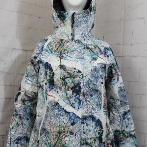 686 Whisper Insulated Snow Jacket Women's Small, White Xray New 2025