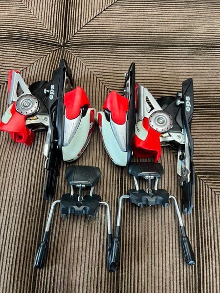 MARKER COMP 1400 ビンディング + PISTON CONTROL MARKER SKI BINDINGS - COMP 1400 PISTON CONTROL - BRAND NEW