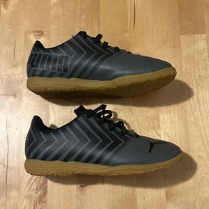 Little Kids 13 Puma Indoor Soccer Shoes (Used)
