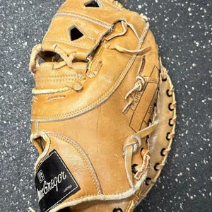 Right Hand Throw First Base 8668 Baseball Glove 13" (Used)