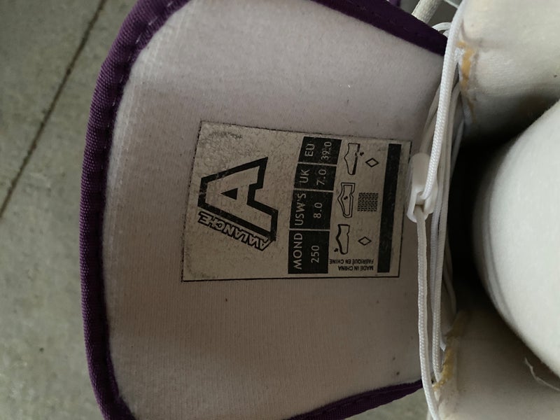 Women’s Avalanche Snowboard boots