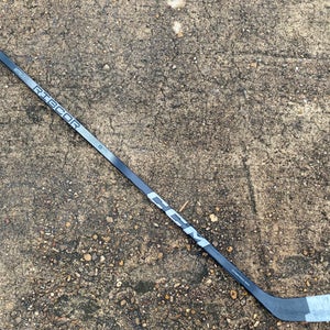CCM Trigger 8 Pro Stock Hockey Stick Grip 85 Flex P928 Left 37543