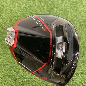 Men's TaylorMade Stealth 2 Plus Driver Right Handed Regular Flex 10.5 Loft (Used)