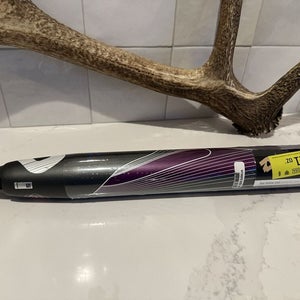 NIW 2020 Demarini CF 33/22 (-11) Fast Pitch Softball Bat