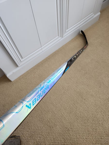 Senior Bauer Nexus Tracer Right Handed Hockey Stick P28 (Like New)