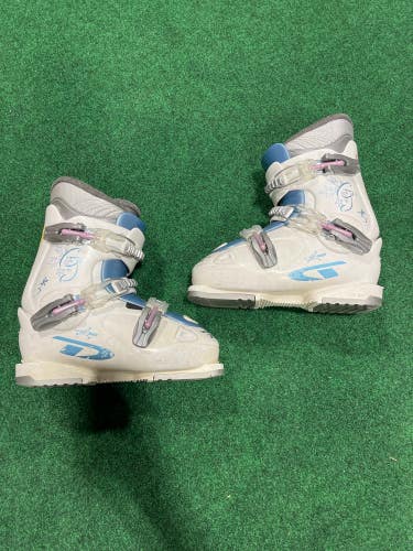 Kid's Dalbello Gaia 3 Ski Boots (Used) | Mondo 23.5 (267mm)