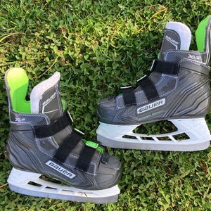 Youth Bauer XLS Hockey Skates Regular Width 12 (Used)