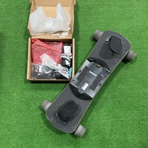 Used Summerboard SBX Electric Skateboard (READ DESCRIPTION)
